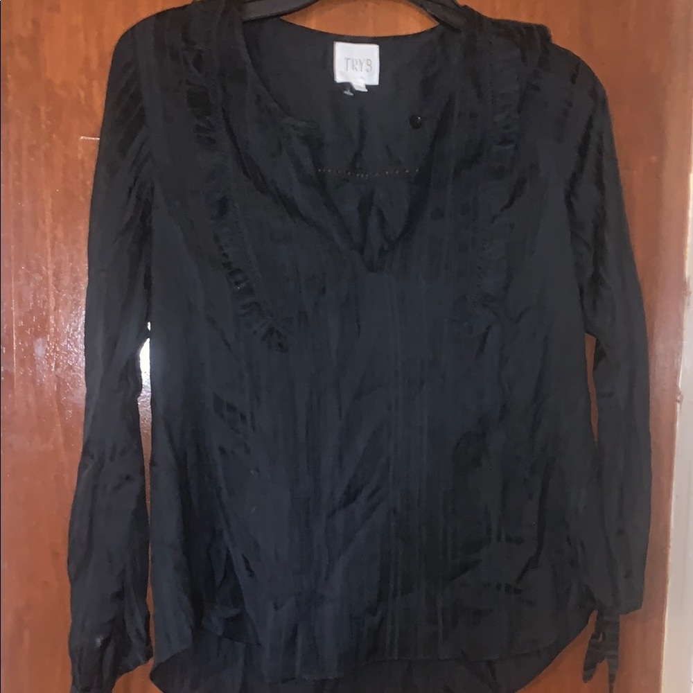 Tryb women's Black Top